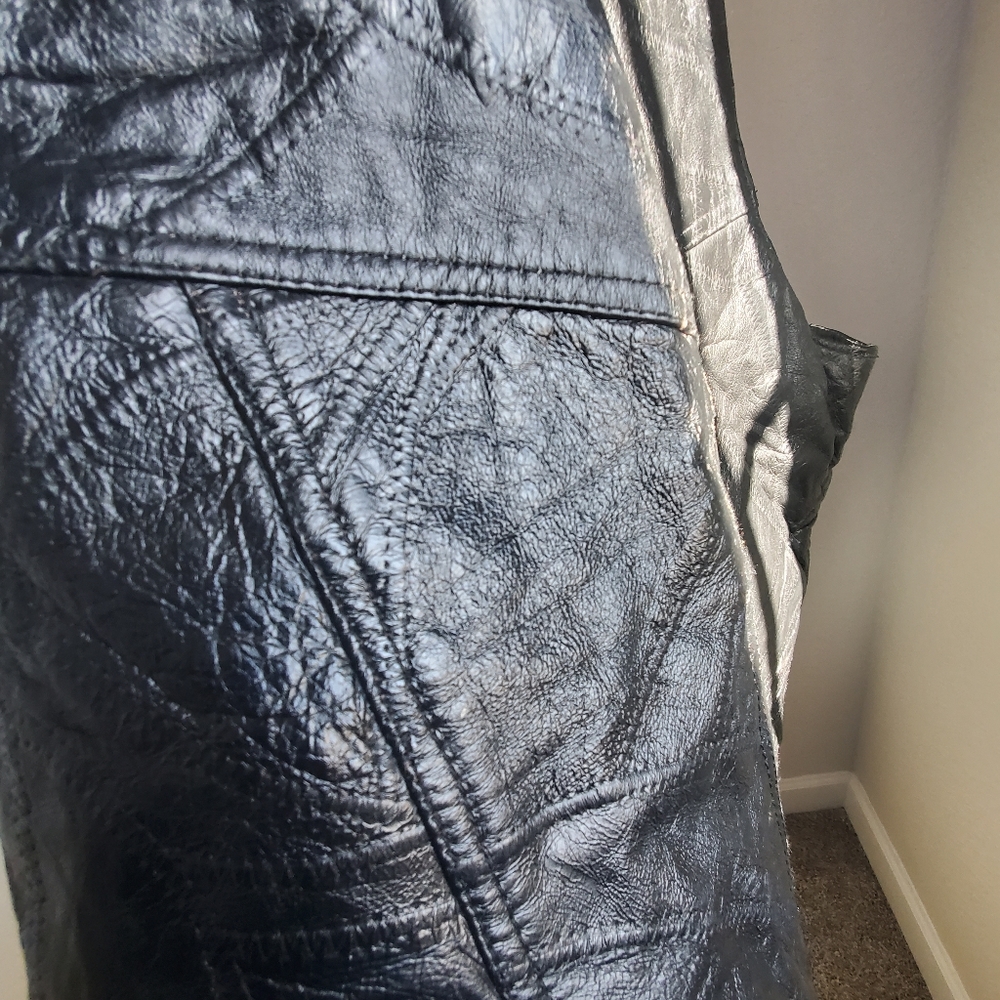 BLACK LEATHER VEST - Picture 3 of 4